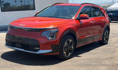 2023 Kia Niro Wave