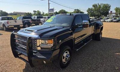 2017 GMC Sierra Denali