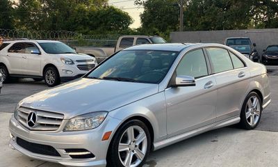 2011 Mercedes-Benz C-Class C300