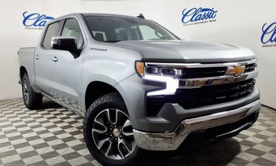 2026 Chevrolet Silverado LT