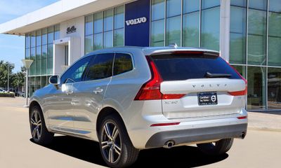 2020 Volvo XC60 Momentum