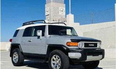 2014 Toyota FJ Cruiser SR