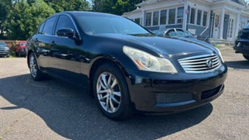 2008 Infiniti G35 — a typically priced live listing