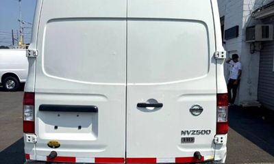 2013 Nissan NV Cargo 2500 HD