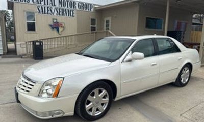 2011 Cadillac DTS Premium