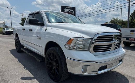 2014 Ram 1500 SLT