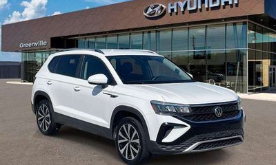 2022 Volkswagen Taos 4Motion SE