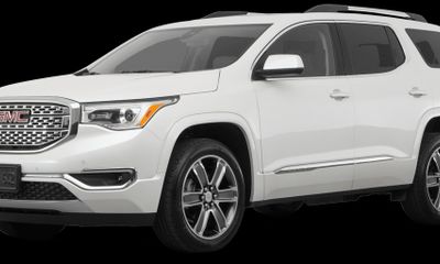 2017 GMC Acadia Denali