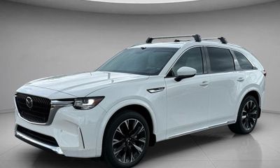 2024 Mazda CX-90 Premium Plus Package