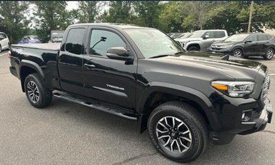 2023 Toyota Tacoma SR5