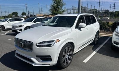 2023 Volvo XC90 Ultimate Bright