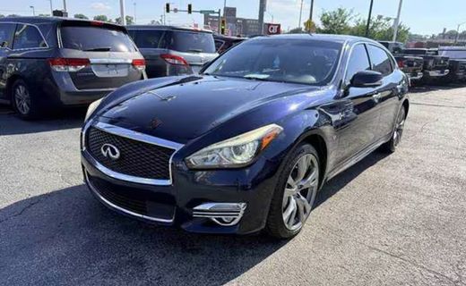 2016 Infiniti Q70L