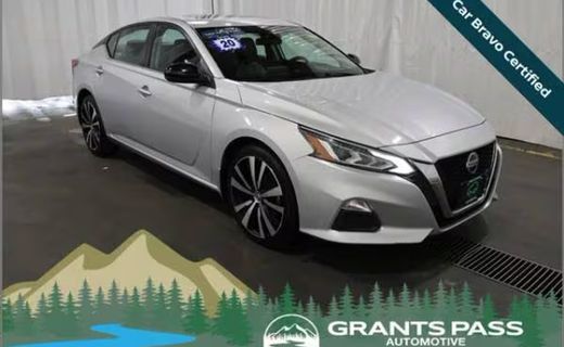 2020 Nissan Altima SR