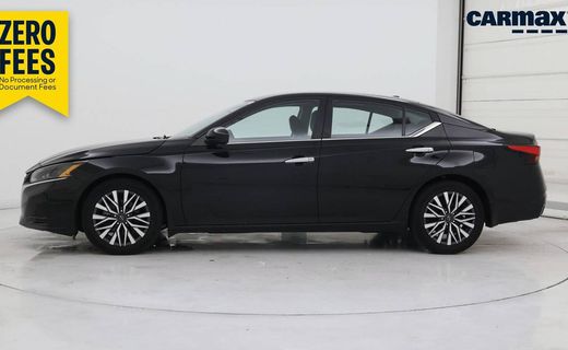 2023 Nissan Altima SV