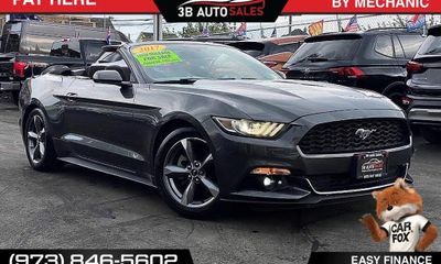 2017 Ford Mustang V6 Convertible