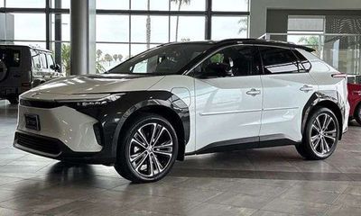 2023 Toyota BZ4X Limited