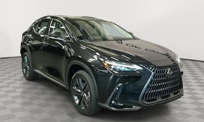 2026 Lexus NX 450H Luxury