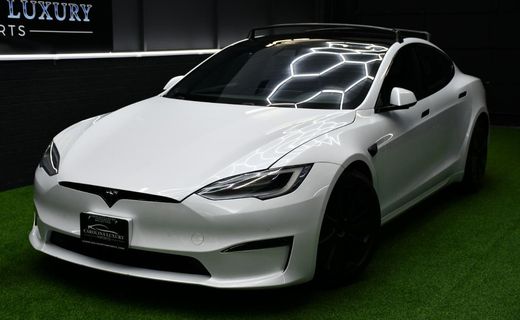 2021 Tesla Model S Plaid