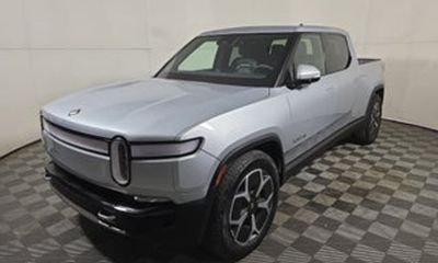 2024 Rivian R1T Adventure