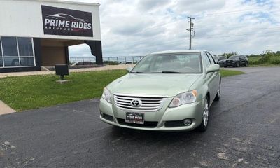 2010 Toyota Avalon XLS