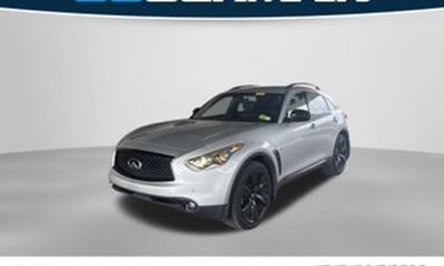 2017 Infiniti QX70