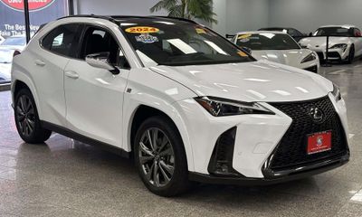 2024 Lexus UX 250H F Sport