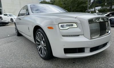 2019 Rolls-Royce Ghost Base