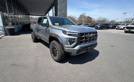2024 GMC Canyon AT4