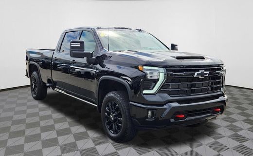 2025 Chevrolet Silverado HD LTZ