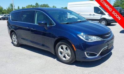 2018 Chrysler Pacifica Touring Plus