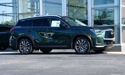 2027 Infiniti QX60 Luxe