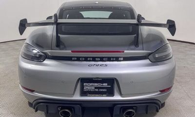 2023 Porsche 718 Cayman GT4 RS