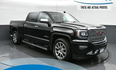 2017 GMC Sierra Denali
