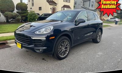 2016 Porsche Cayenne Base
