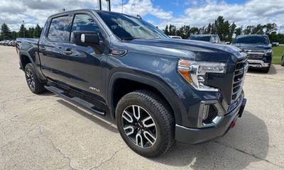 2022 GMC Sierra Limited AT4