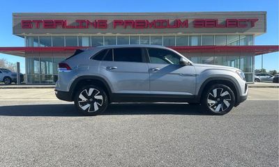 2025 Volkswagen Atlas Cross Sport 4Motion SE