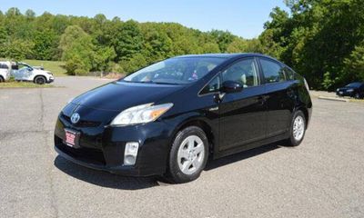 2010 Toyota Prius TWO