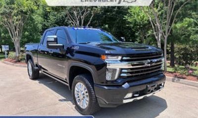 2023 Chevrolet Silverado HD High Country