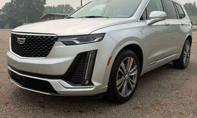 2020 Cadillac XT6 Premium Luxury