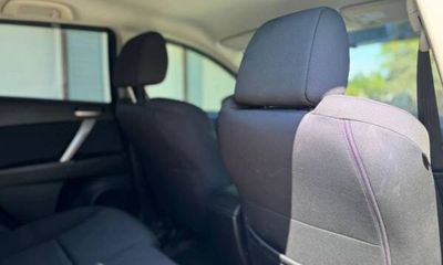2010 Mazda MAZDA3 S