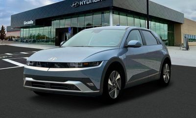 2026 Hyundai Ioniq 5 SE