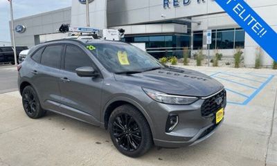 2023 Ford Escape ST Line Elite