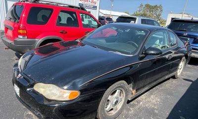 2004 Chevrolet Monte Carlo LS