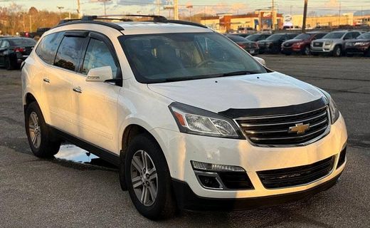 2017 Chevrolet Traverse 2LT