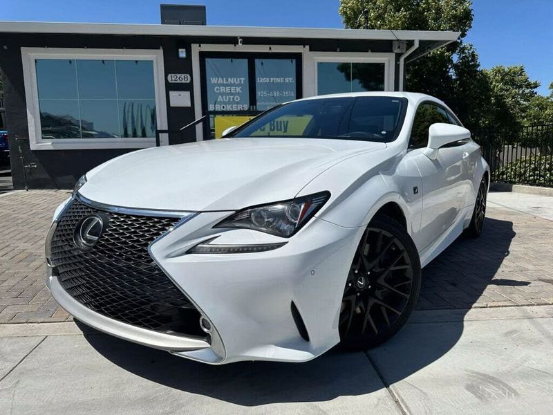 Representative 2015 Lexus RC photo