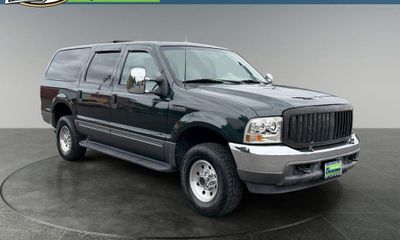 2003 Ford Excursion XLT