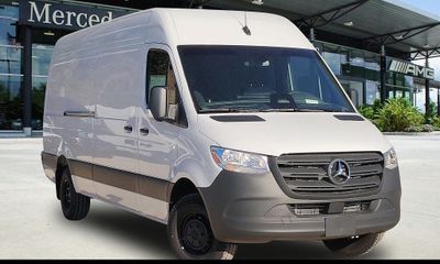 2025 Mercedes-Benz Sprinter 907 VS30