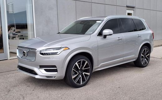 2023 Volvo XC90 Plus Bright
