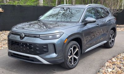 2026 Volkswagen Tiguan 4MOTION SE