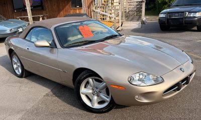 1999 Jaguar XK8